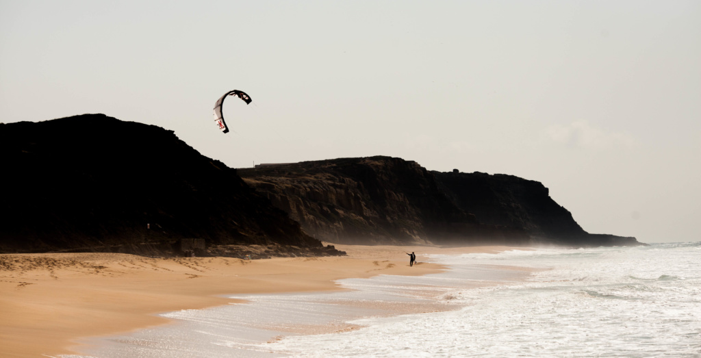 santa cruz_portugal_surfing_surf portugal_alenka mali_st. rita beach