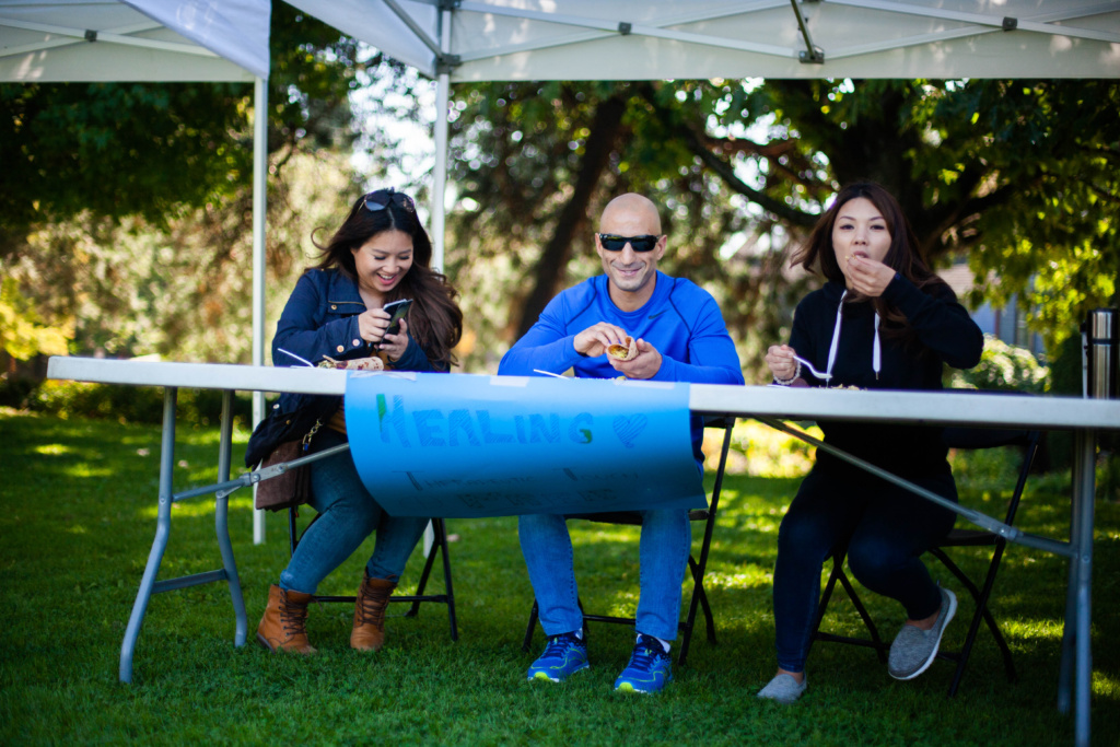 project blue hands-kuppa foundation-alenka mali-vancouver charities-vancouver east side-alenka mali photography-give thanks day